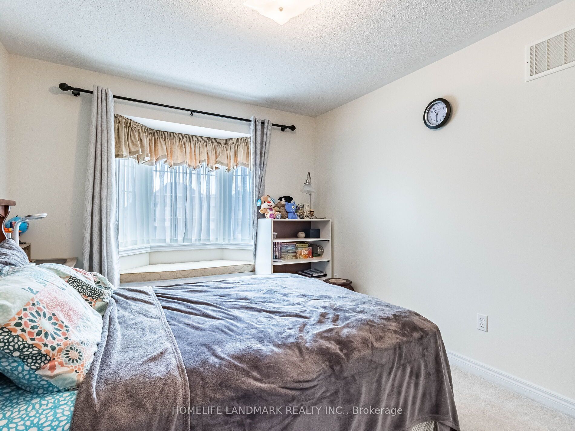 52 Hardgate Cres