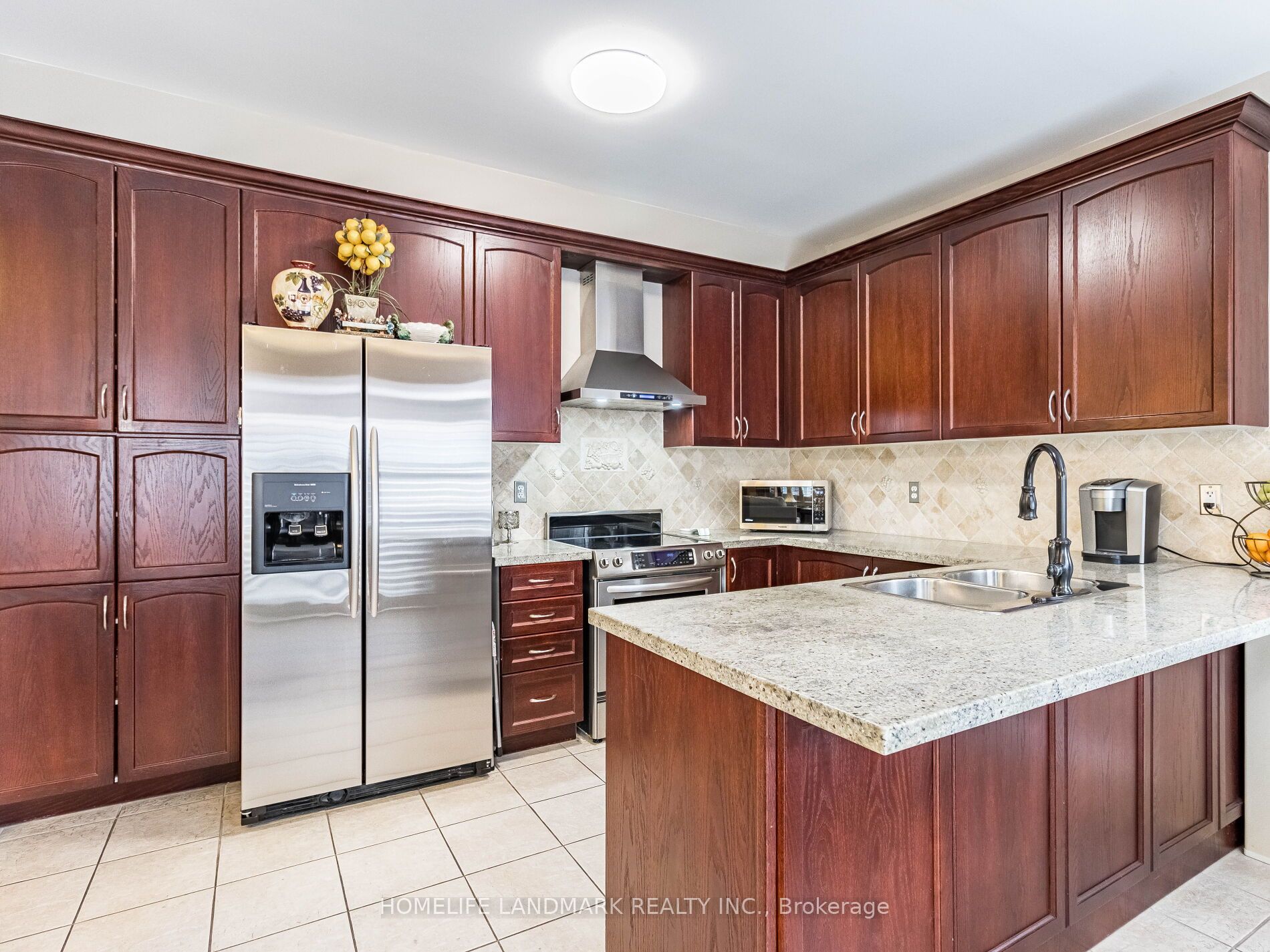 52 Hardgate Cres