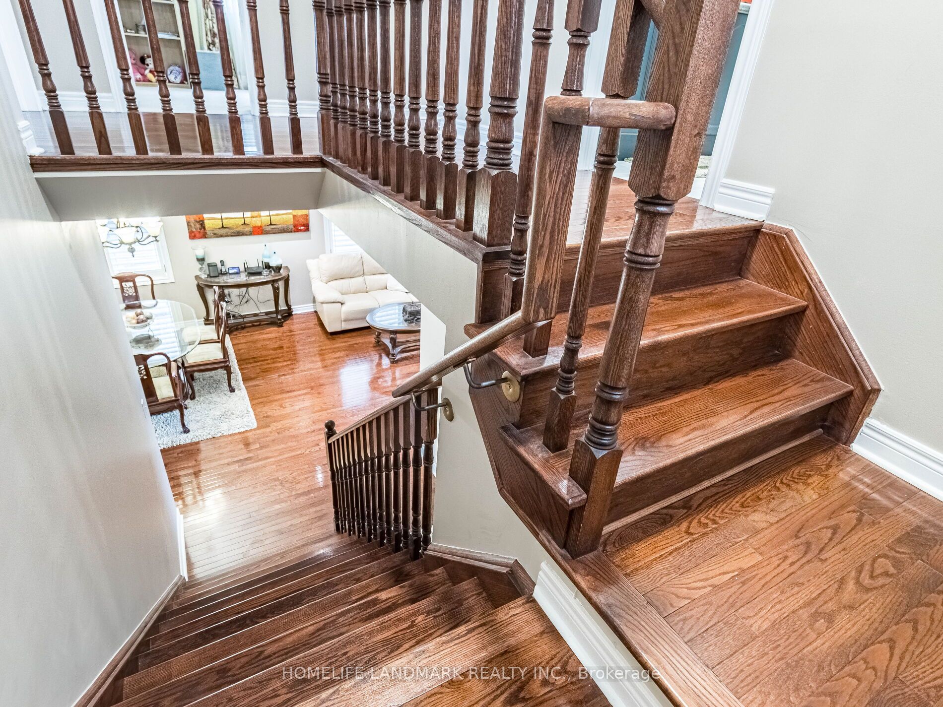 52 Hardgate Cres