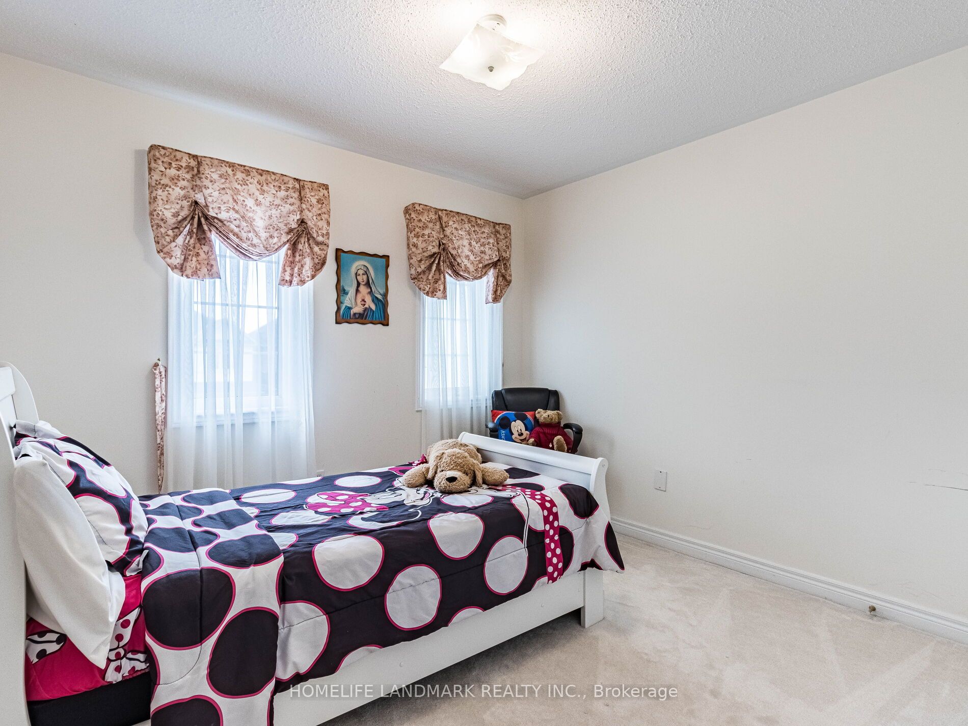 52 Hardgate Cres
