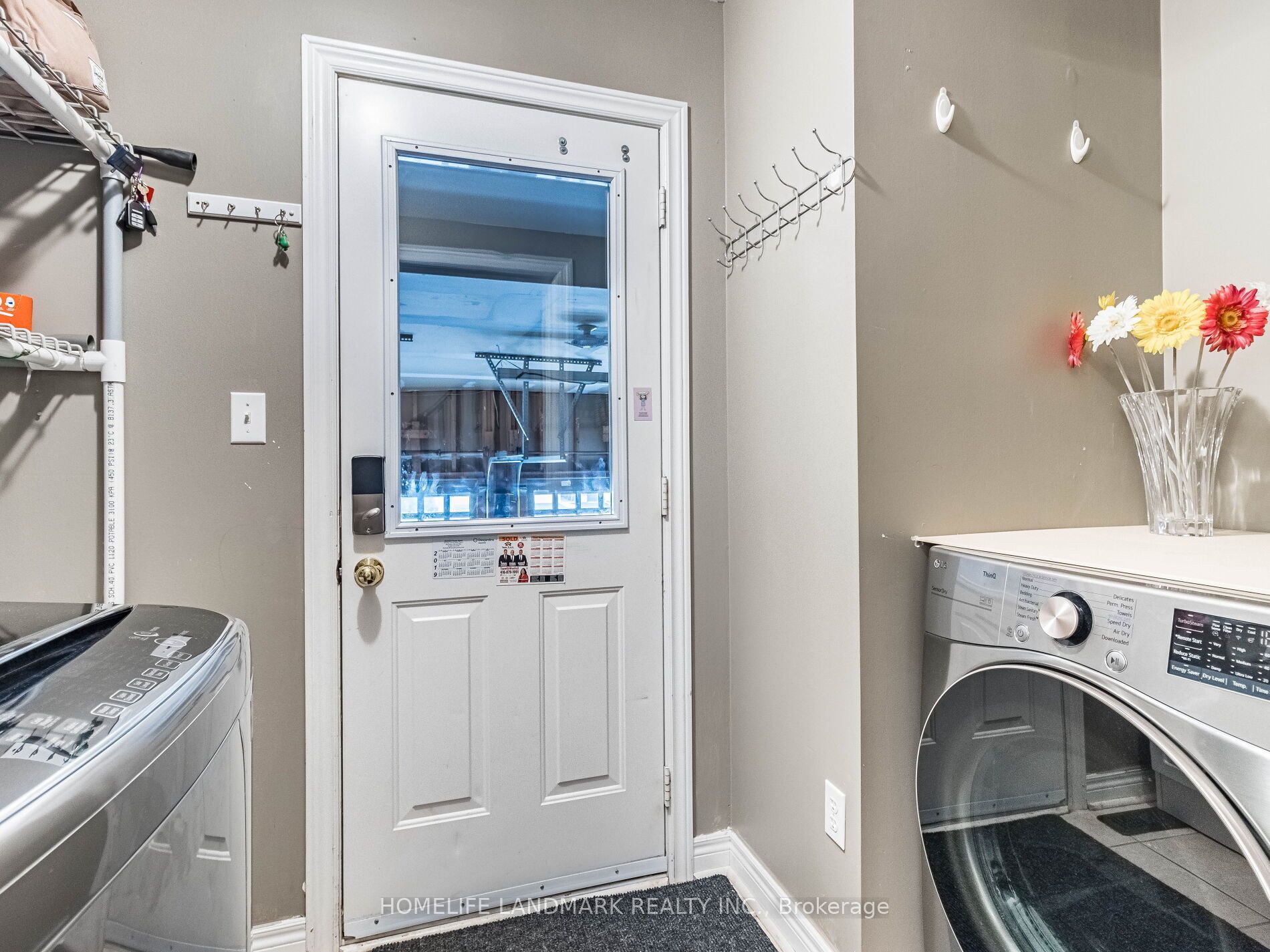 52 Hardgate Cres