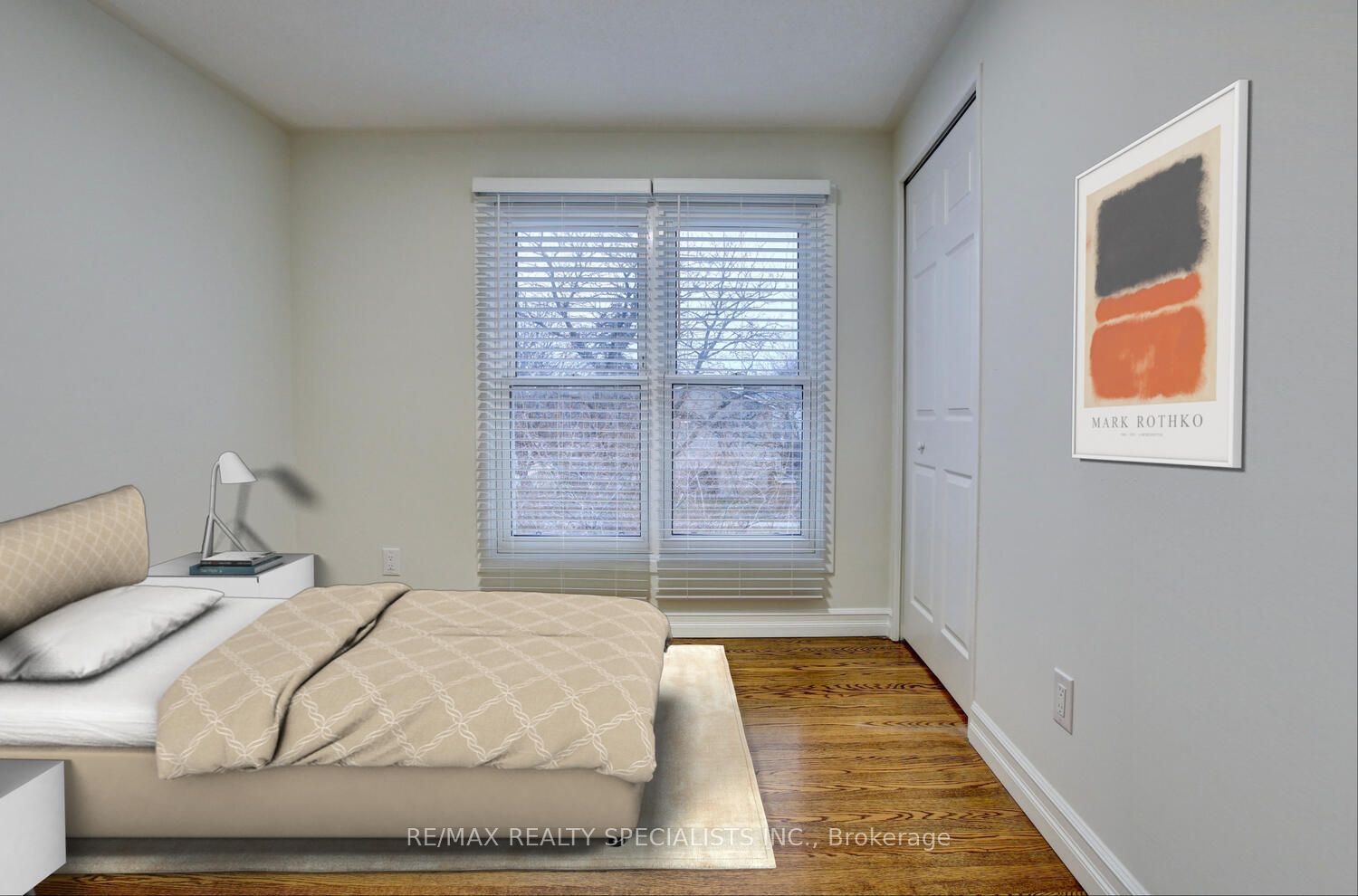 2420 Winthrop Cres