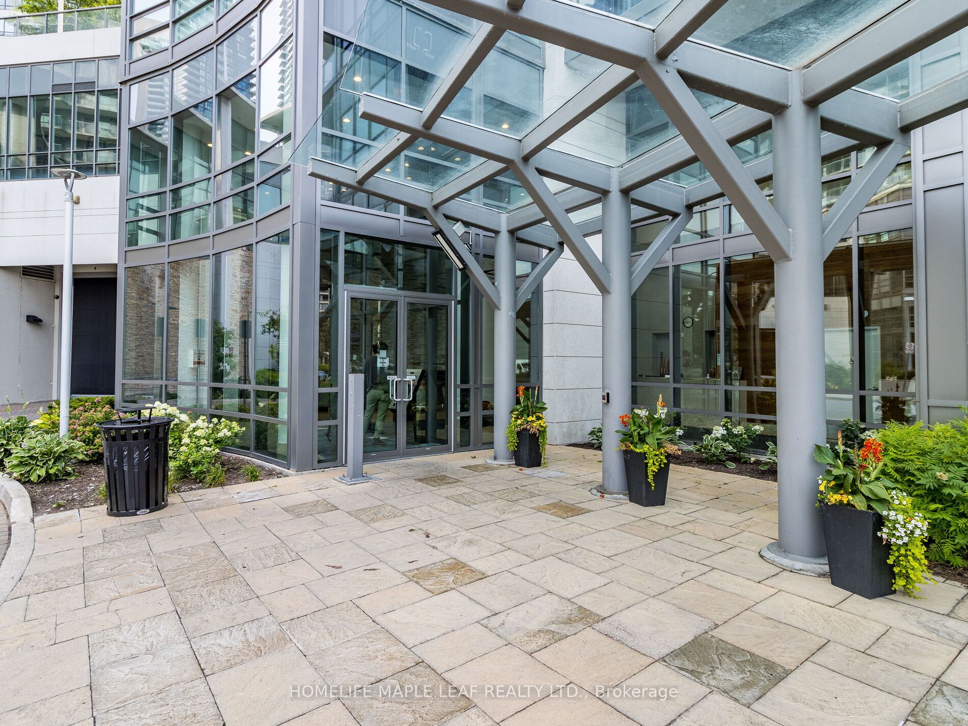 2240 Lakeshore Boulevard W, #LPH02