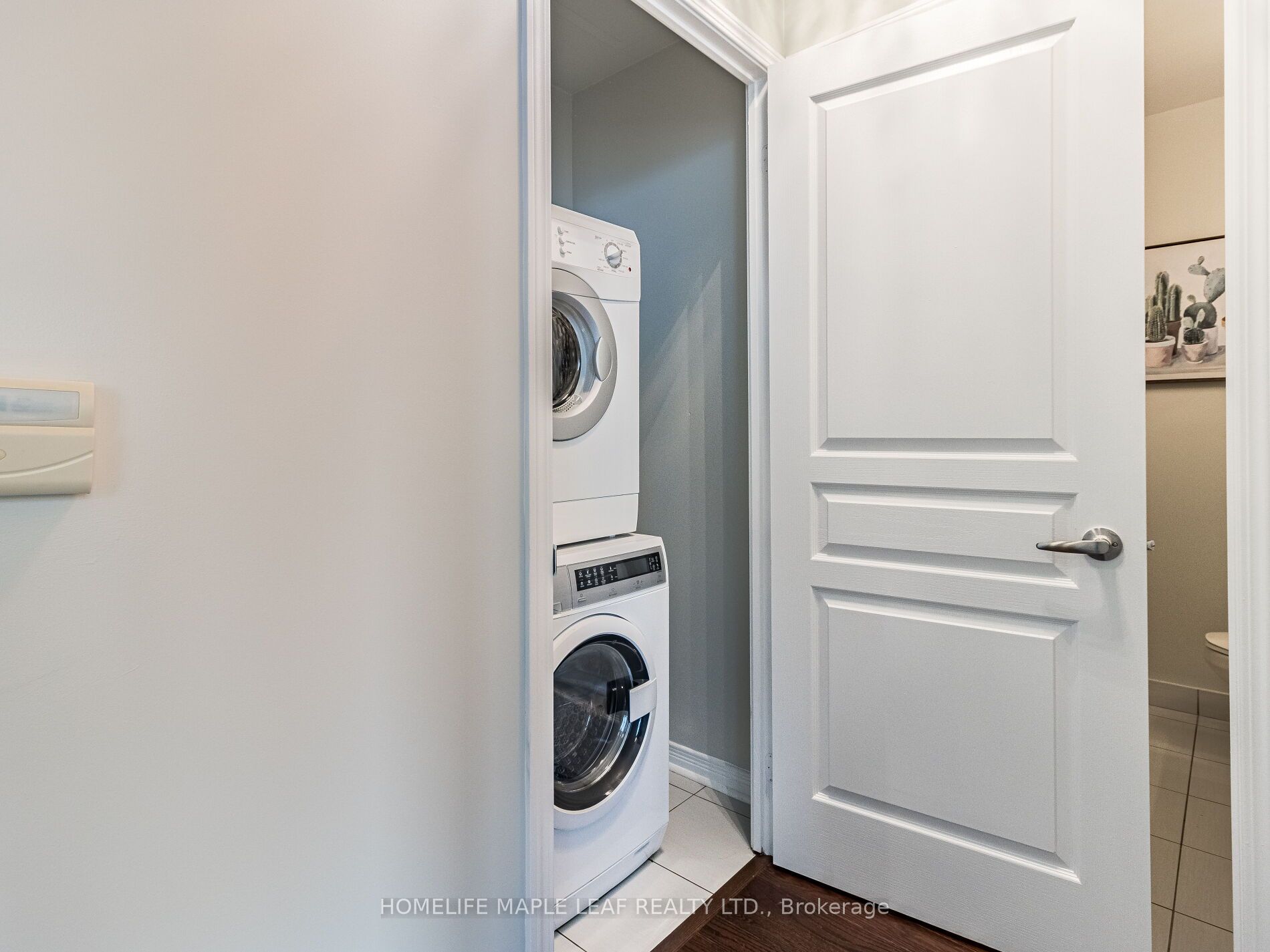 2240 Lakeshore Boulevard W, #LPH02