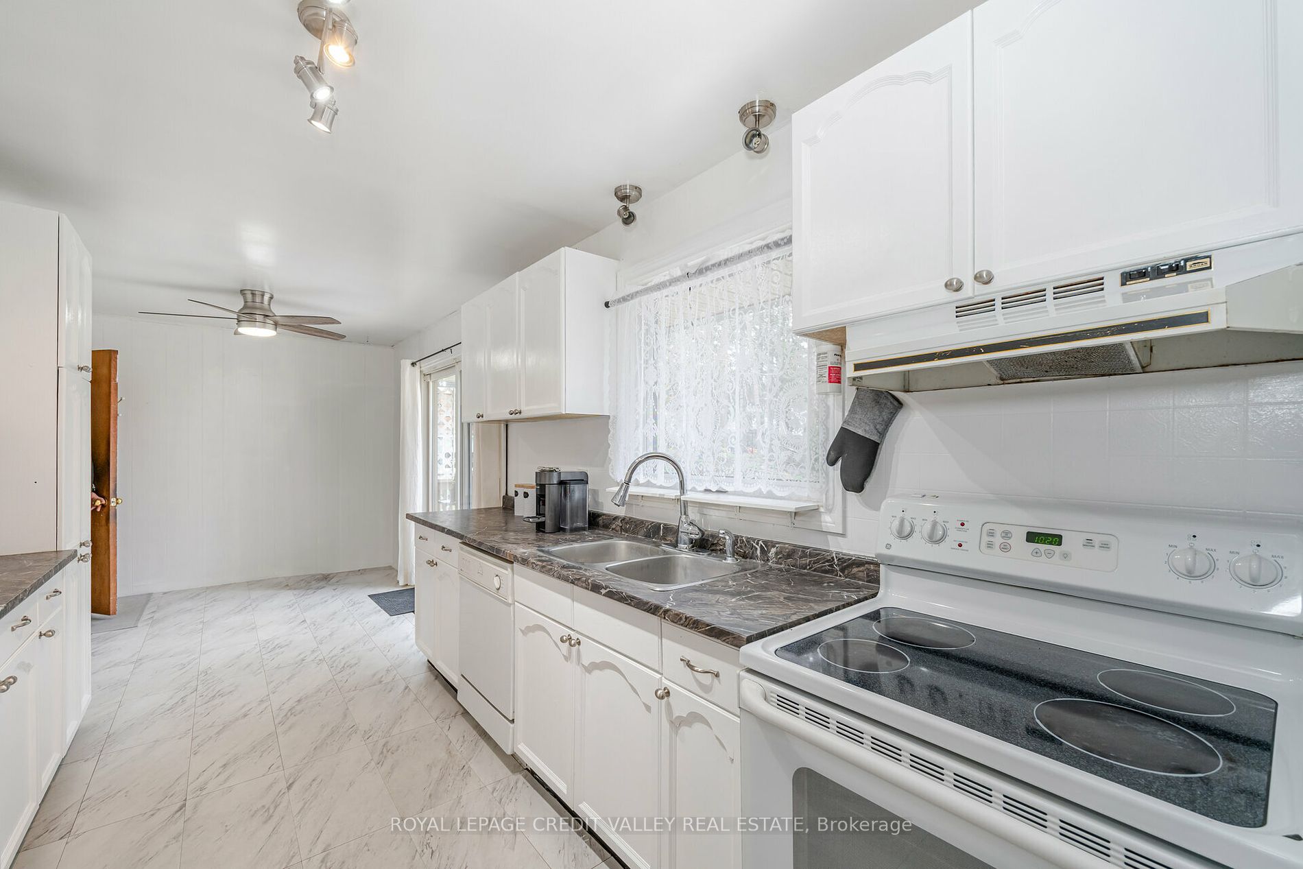 18 Townline