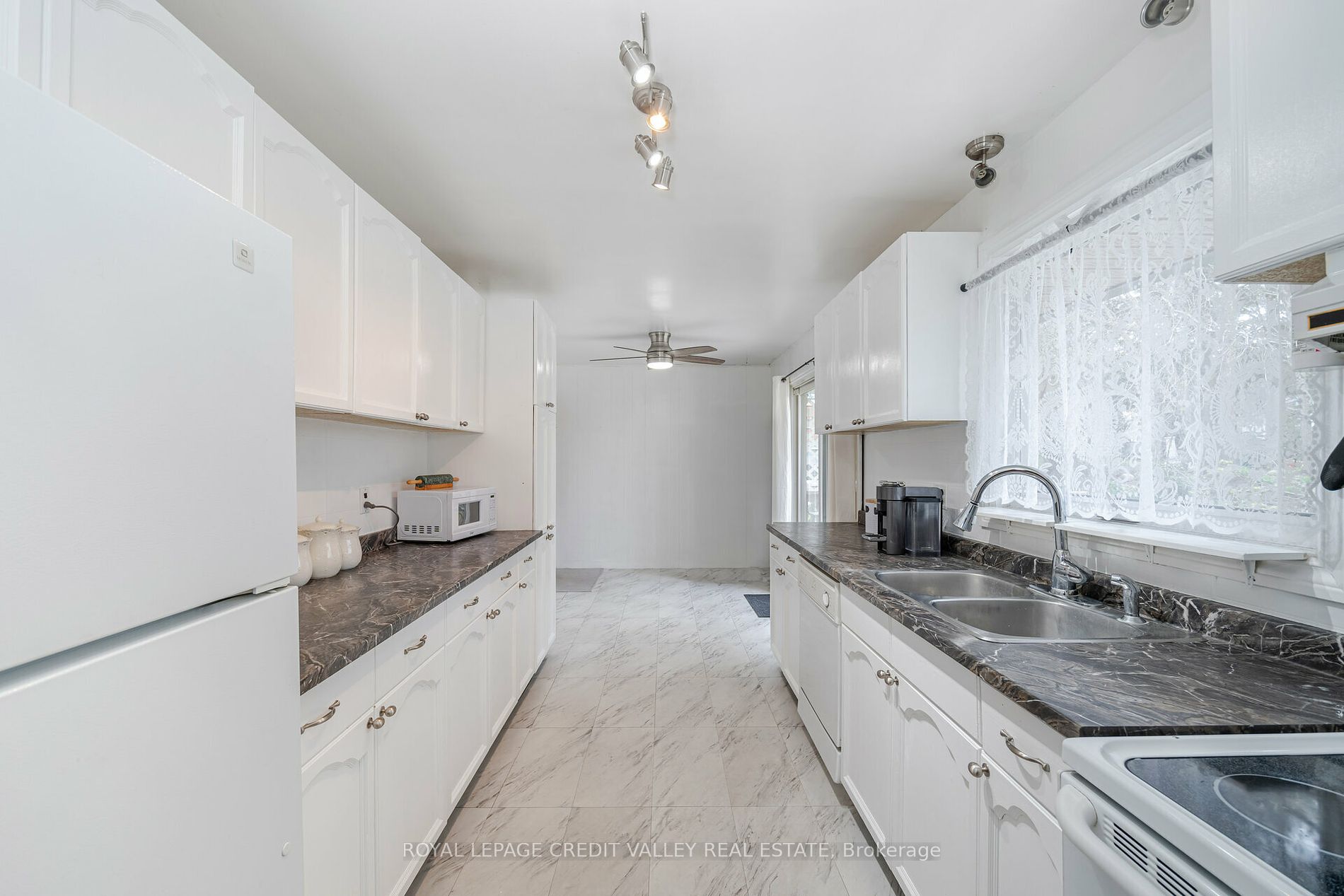 18 Townline