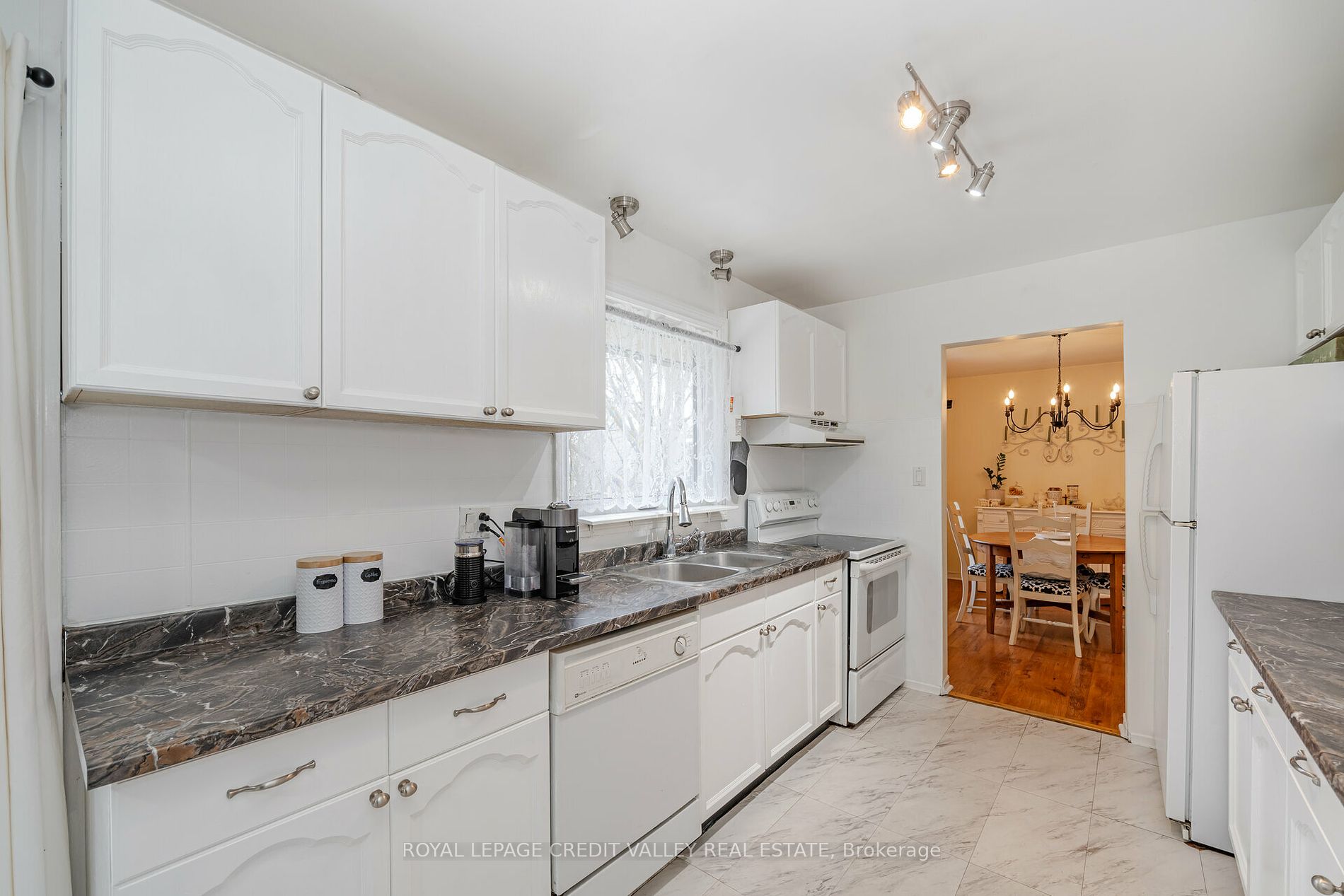 18 Townline