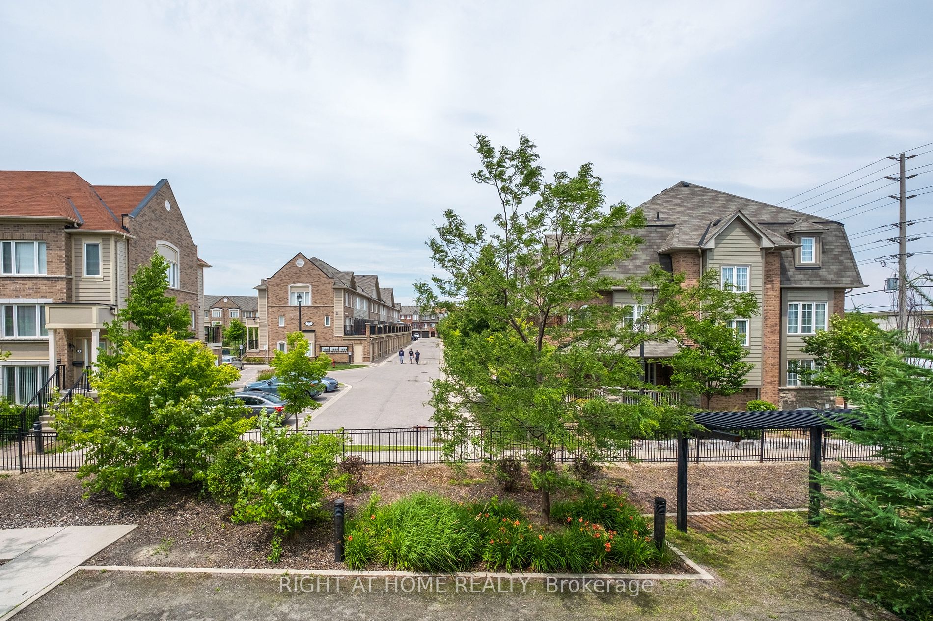 5025 Harvard Rd, #204