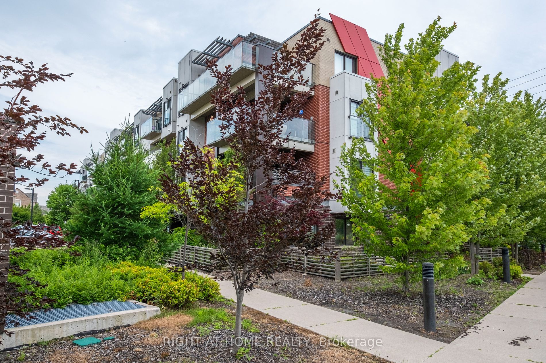 5025 Harvard Rd, #204