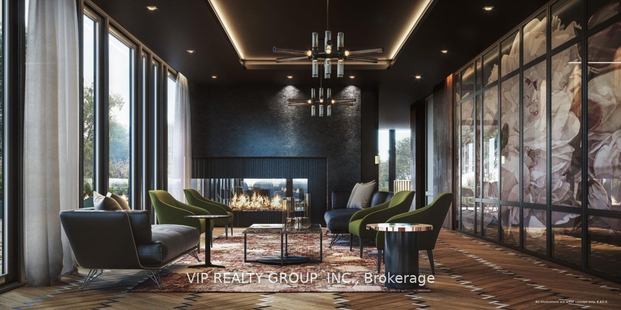 393 Dundas Street W, #18