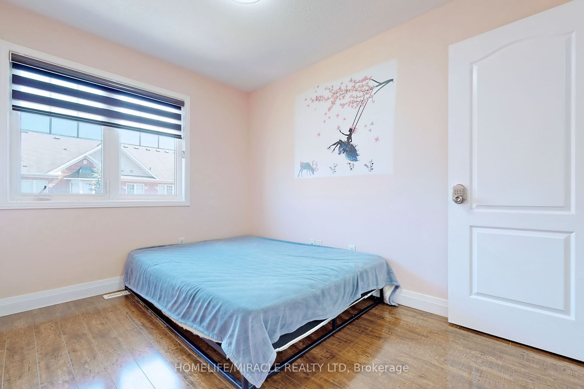 15 Masseyfield St N