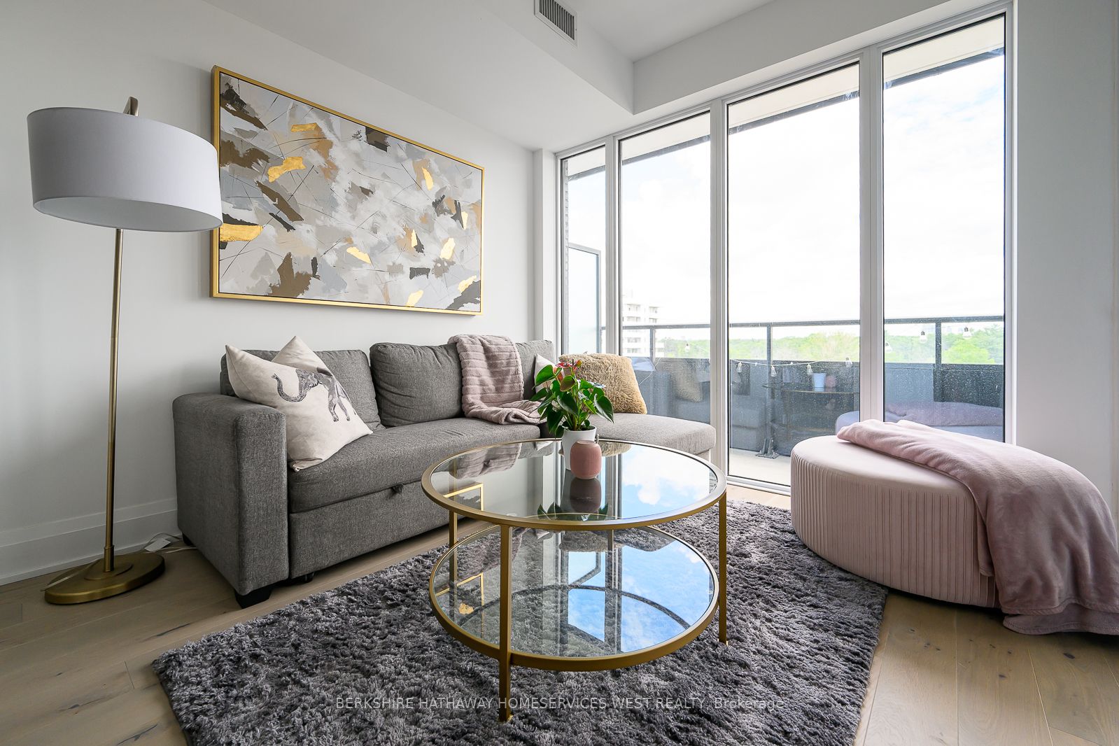 21 Park Street E #1009