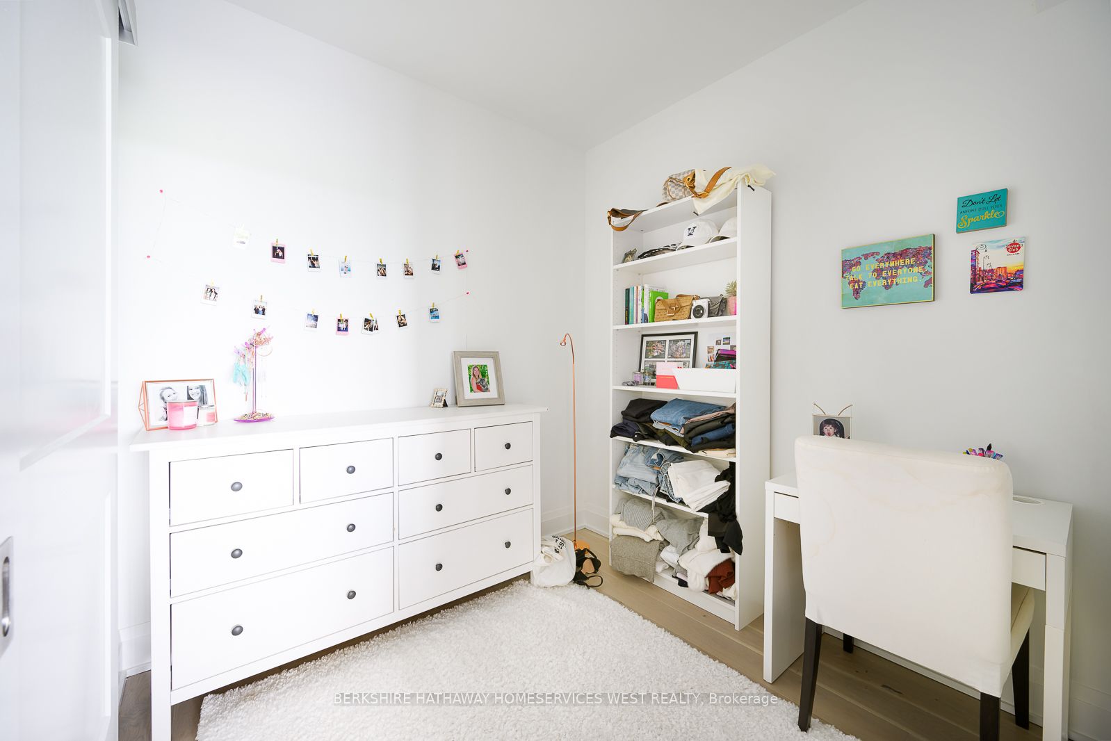 21 Park Street E #1009