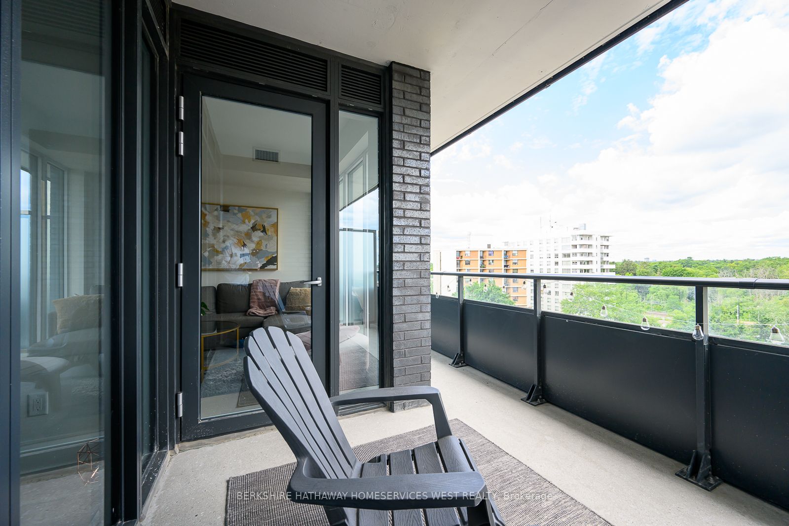 21 Park Street E #1009