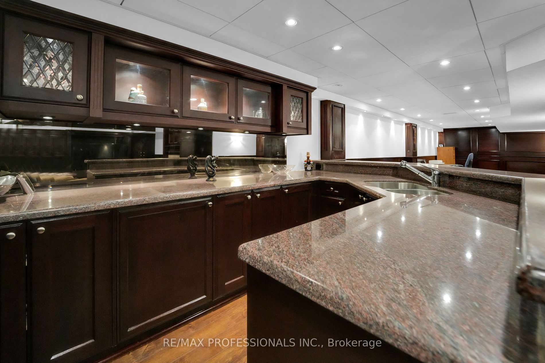 33 Bonnyview Dr