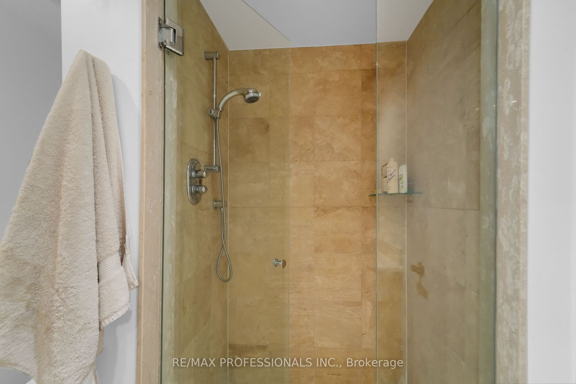 33 Bonnyview Dr
