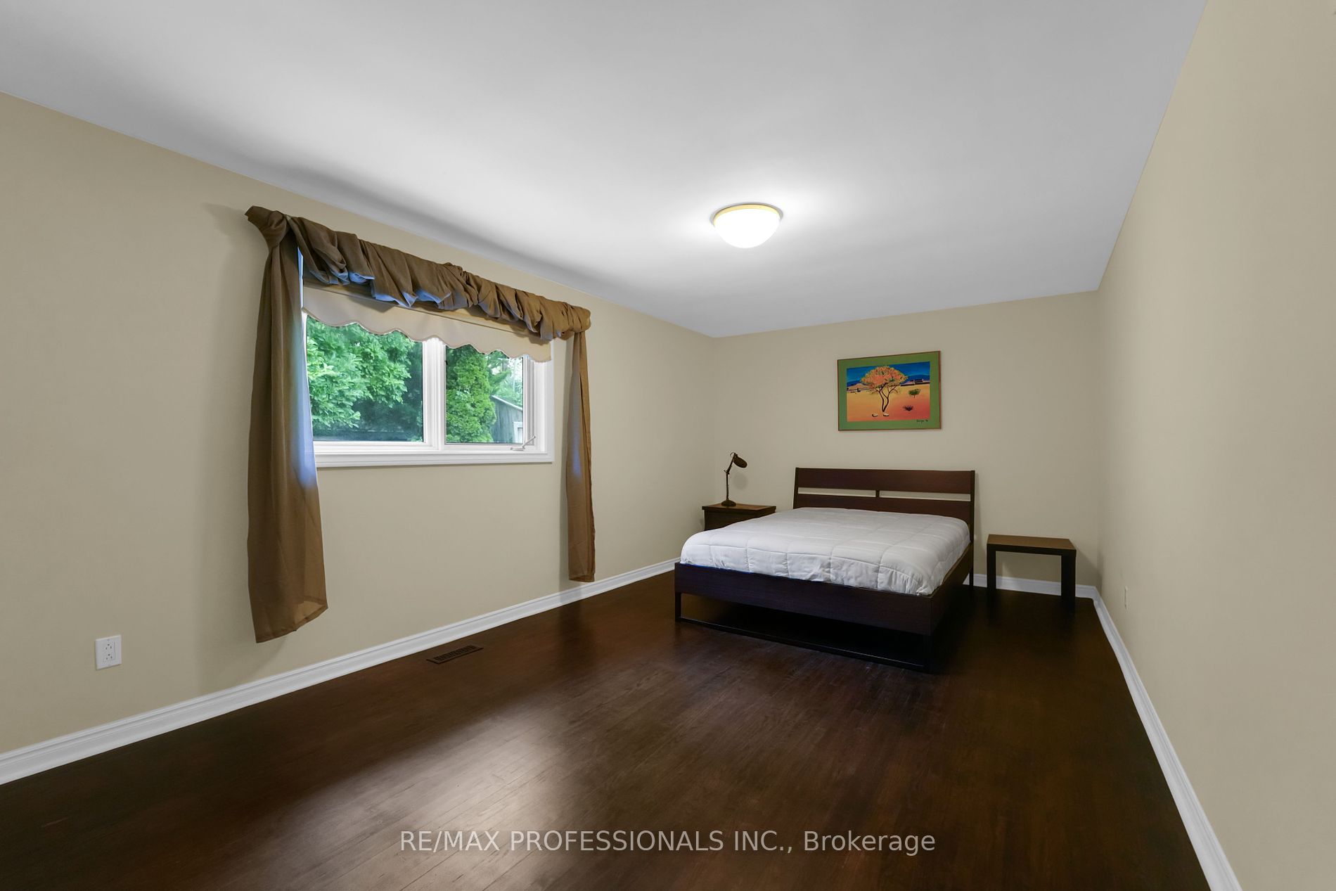 33 Bonnyview Dr