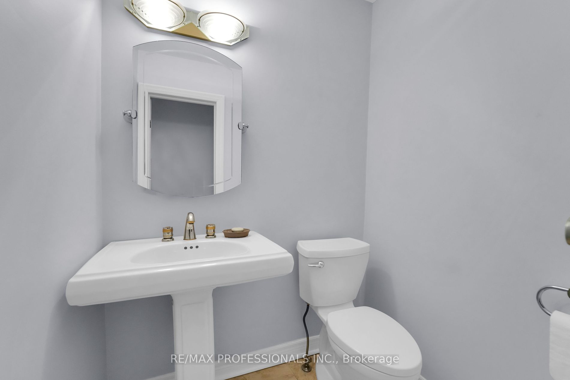 33 Bonnyview Dr