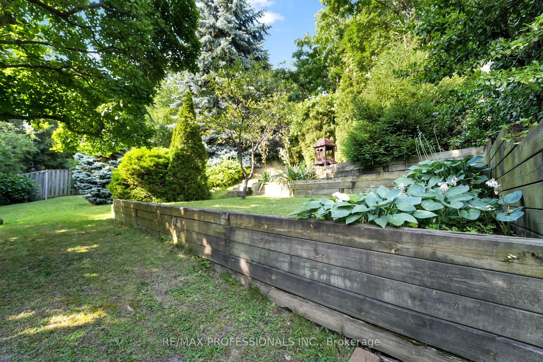 33 Bonnyview Dr