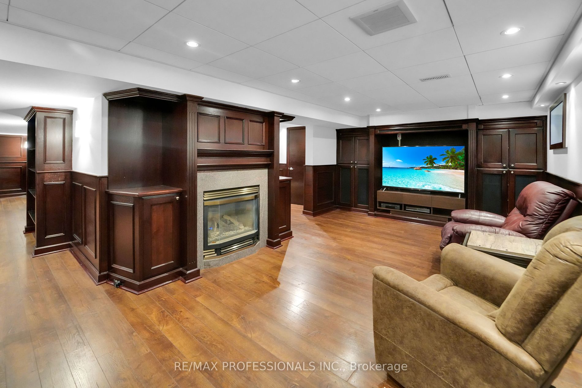 33 Bonnyview Dr
