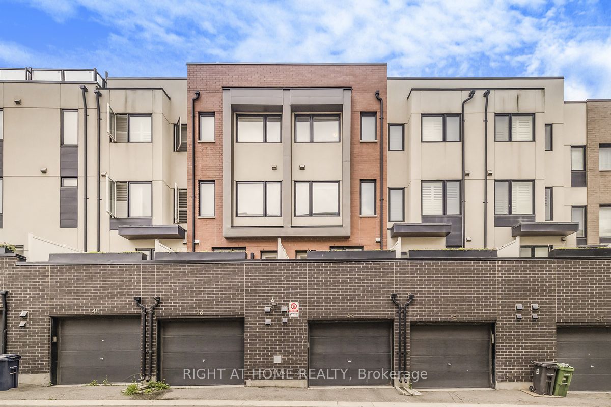 44 Sarah Jackson Crescent