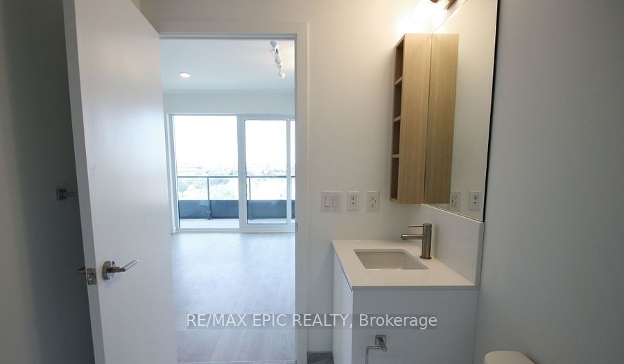 1100 Sheppard Street W #928