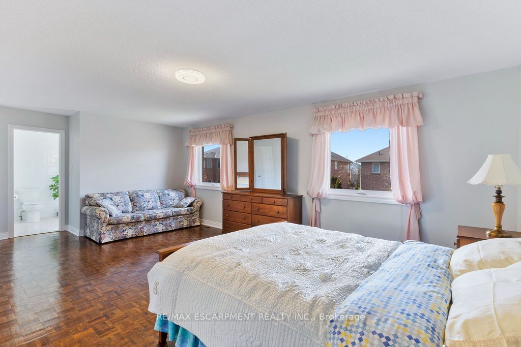 5100 Fallingbrook Drive
