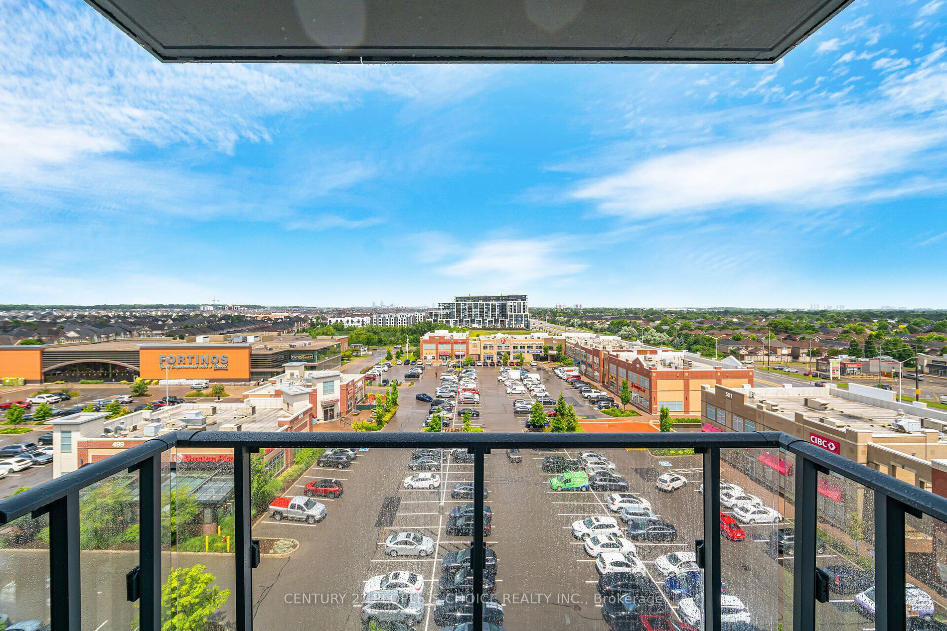 509 Dundas St W, #711
