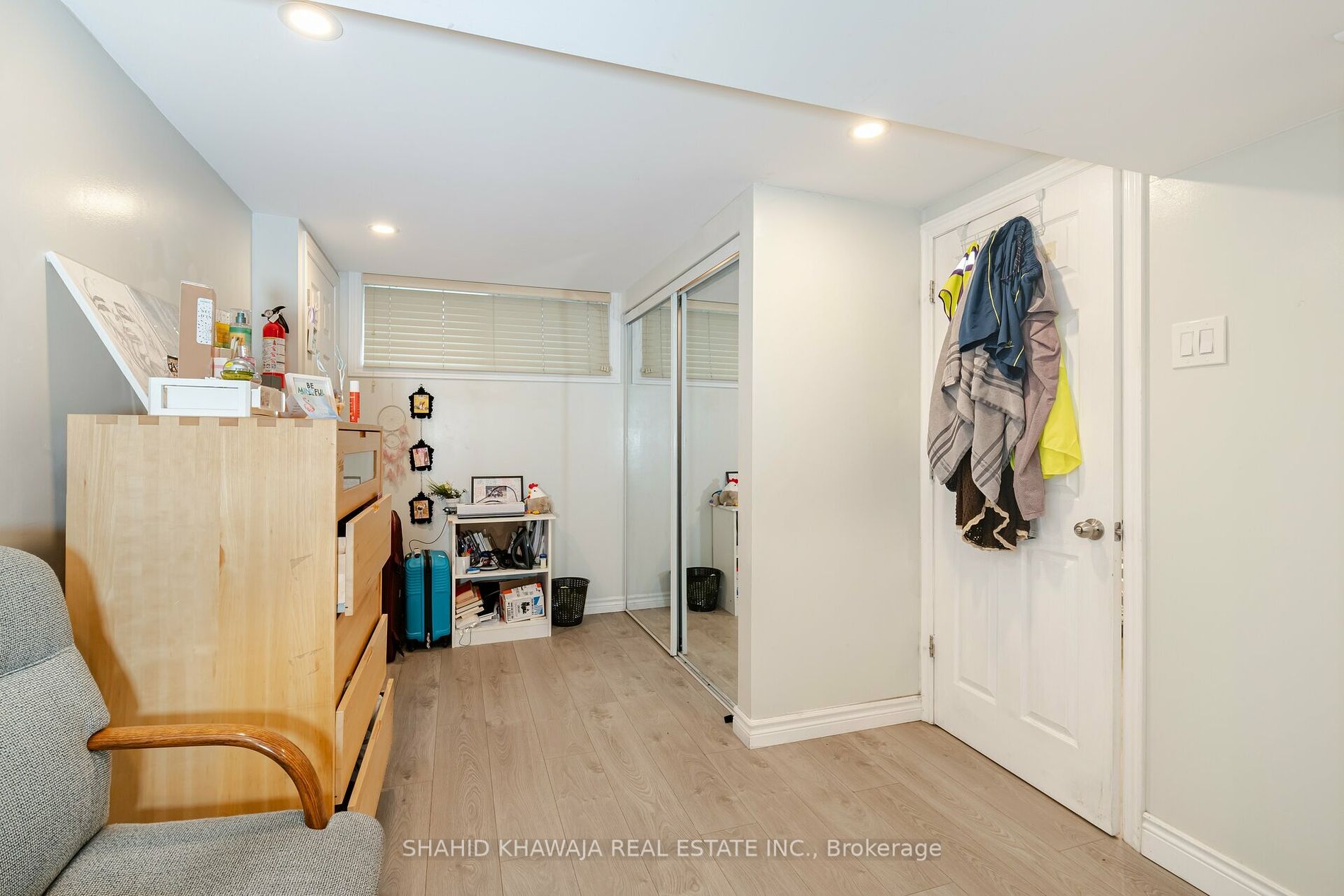 2271 Truscott Drive