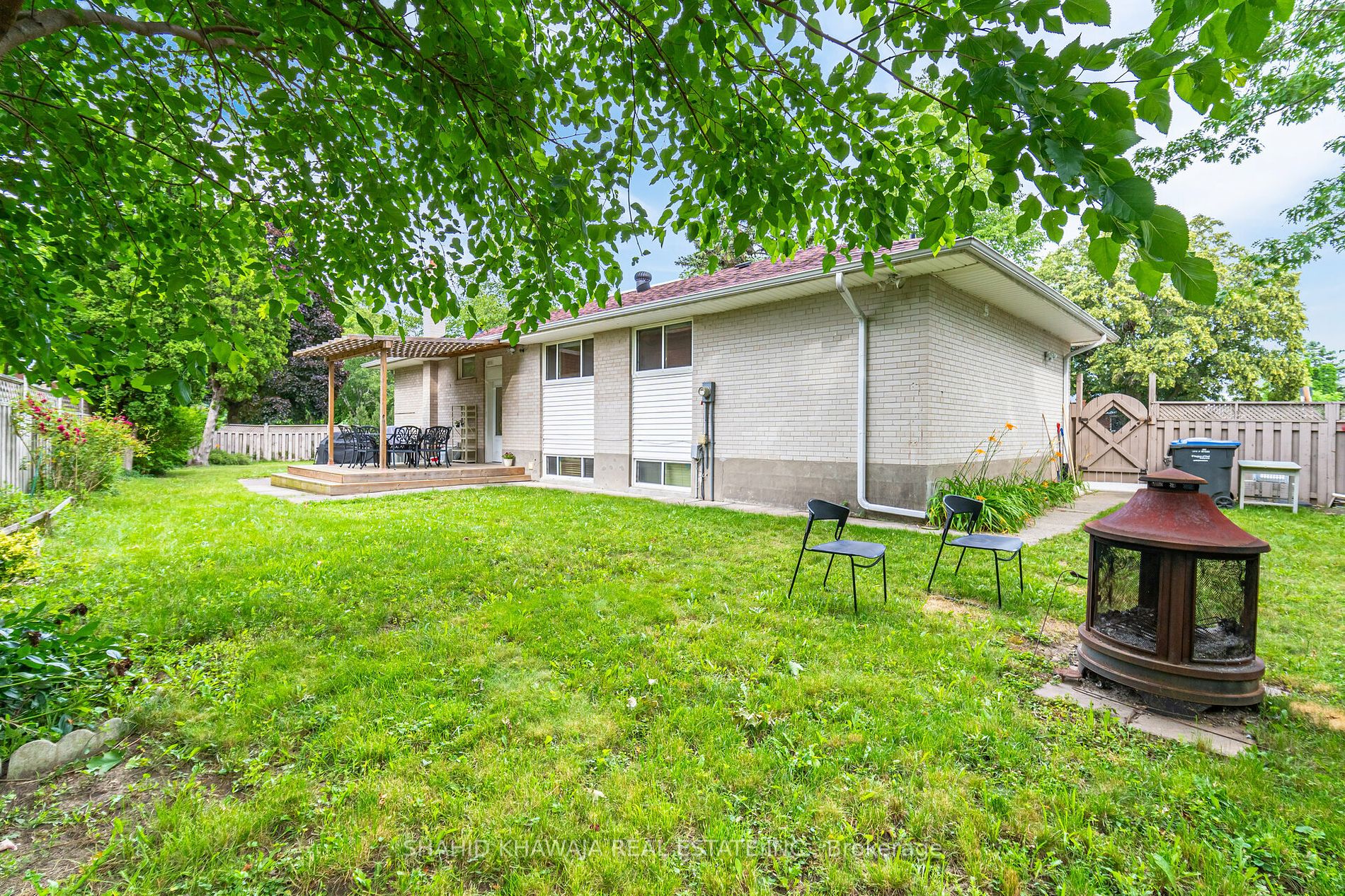 2271 Truscott Drive