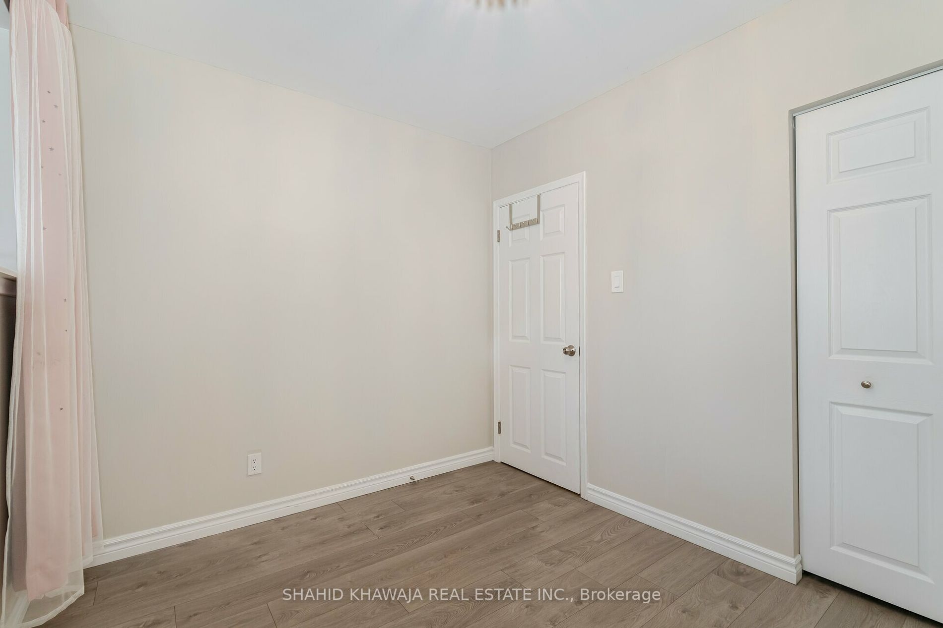 2271 Truscott Drive