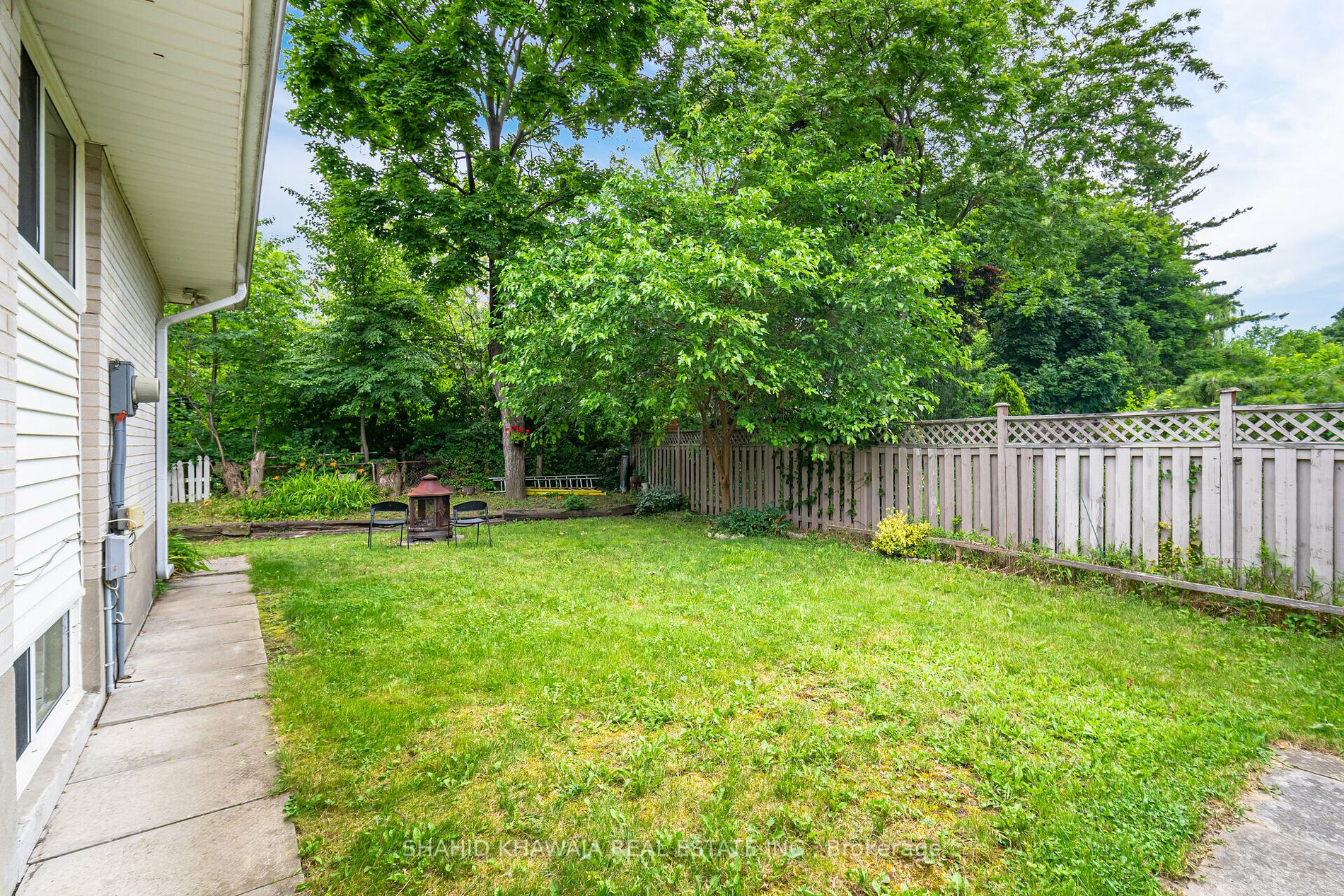 2271 Truscott Drive