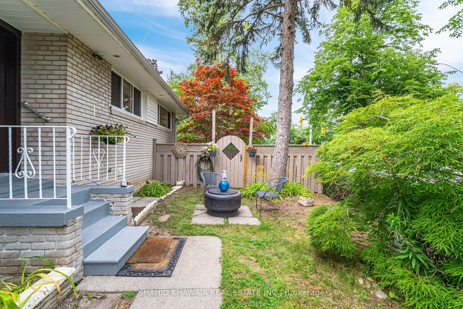 2271 Truscott Drive