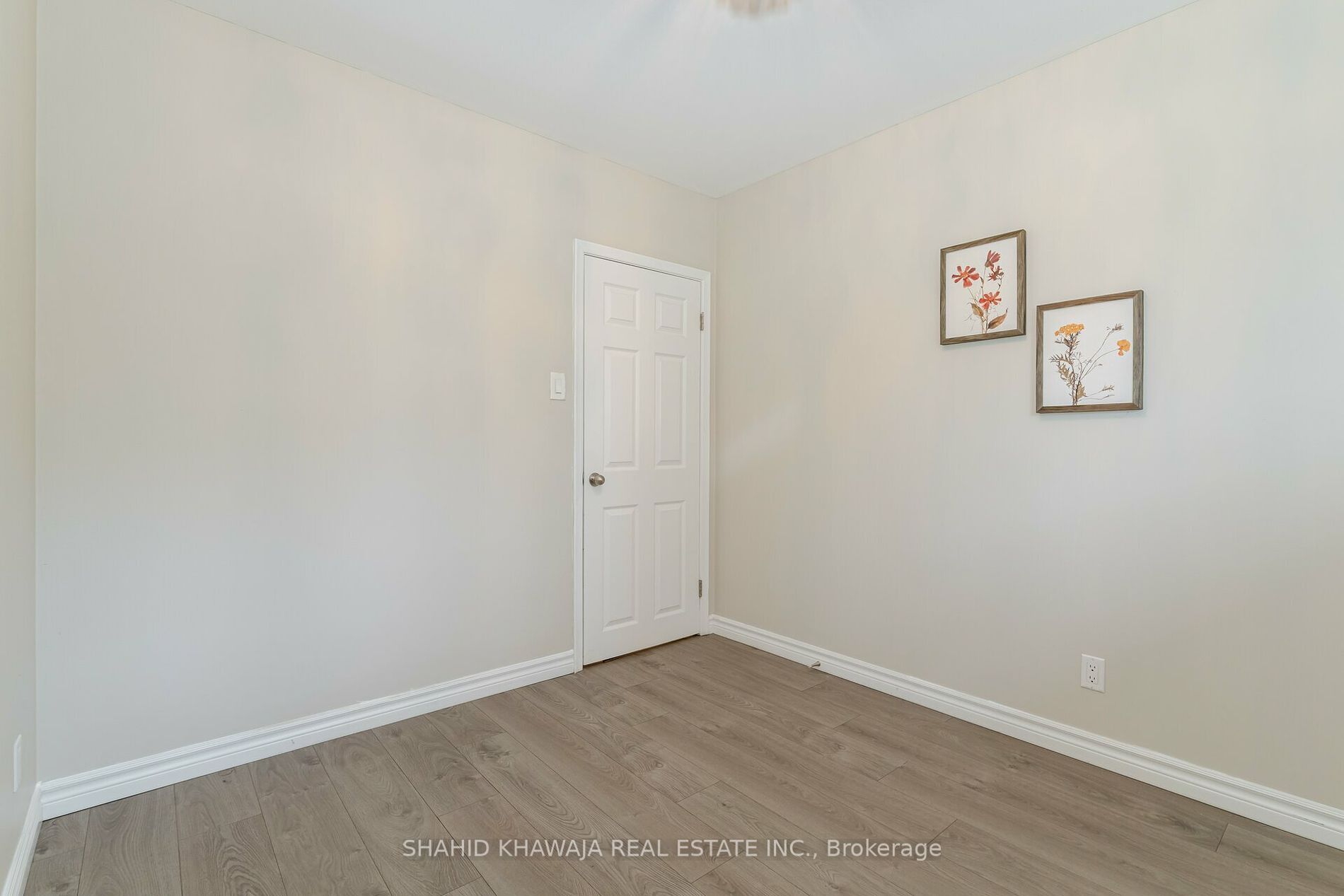 2271 Truscott Drive