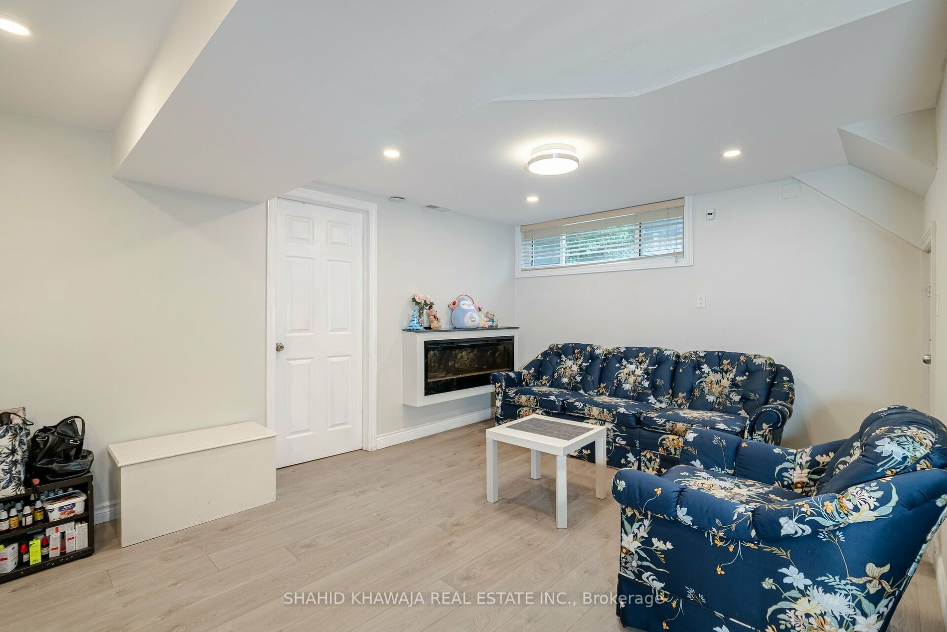 2271 Truscott Drive