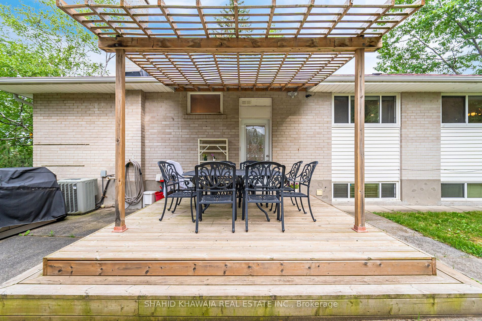 2271 Truscott Drive