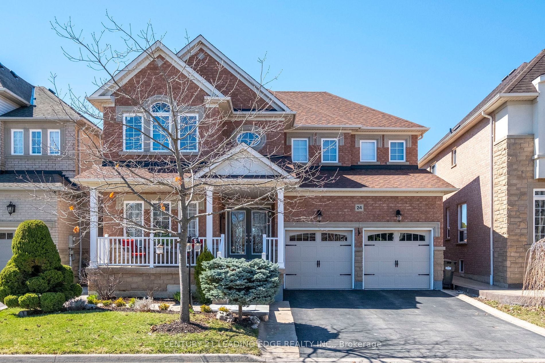 24 Lightheart Drive N