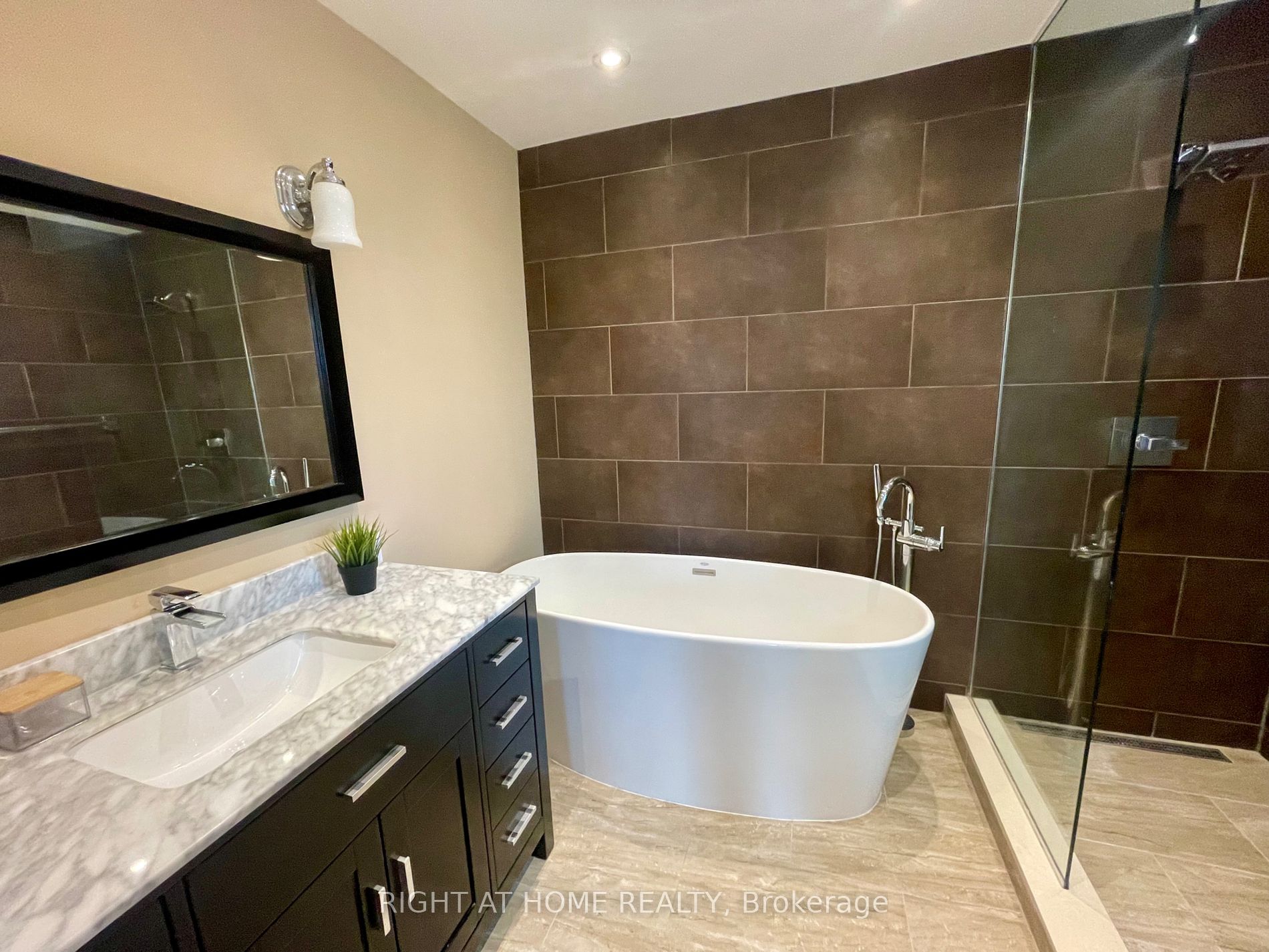 13 Major William Sharpe Dr