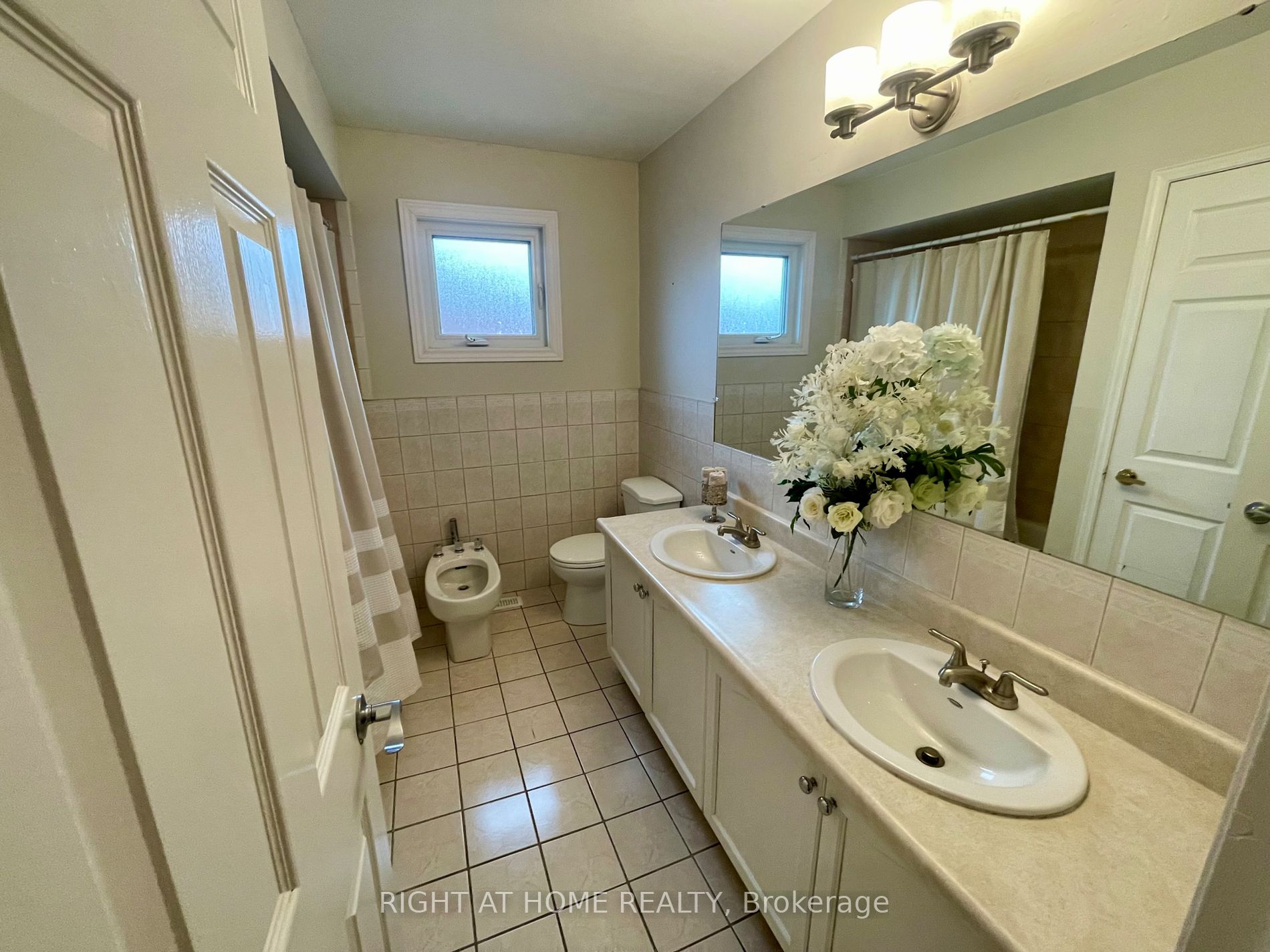 13 Major William Sharpe Dr
