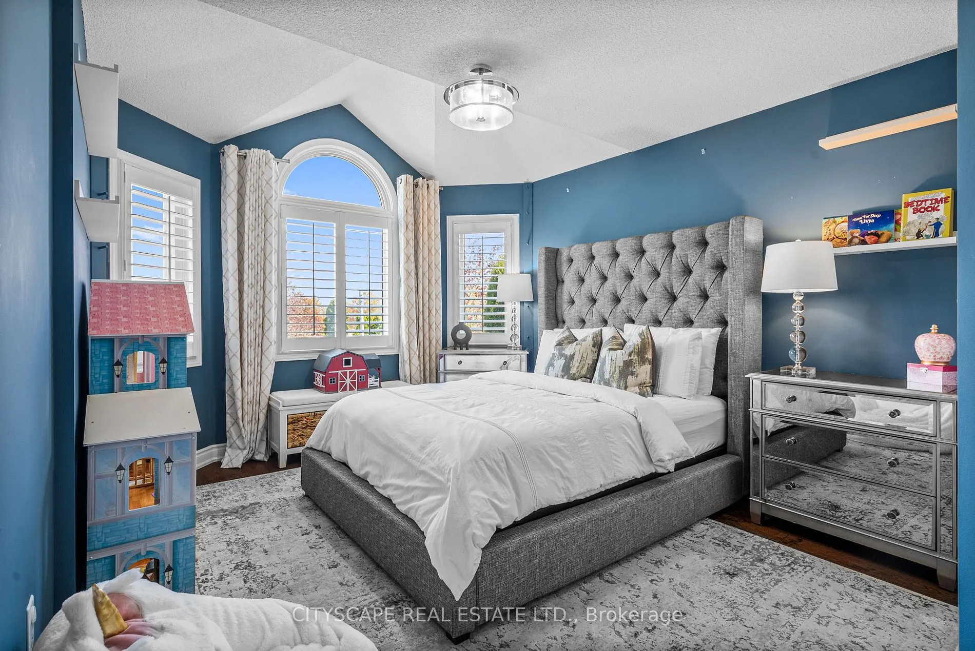 46 Gollop Cres