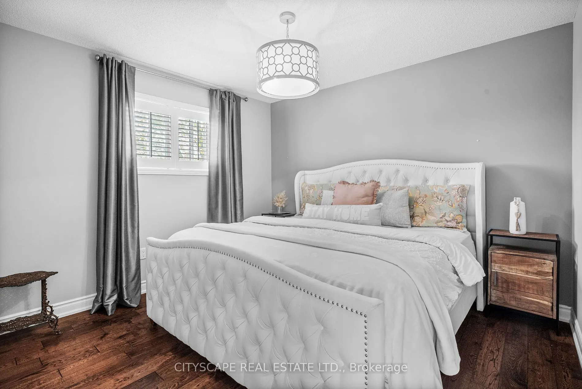 46 Gollop Cres