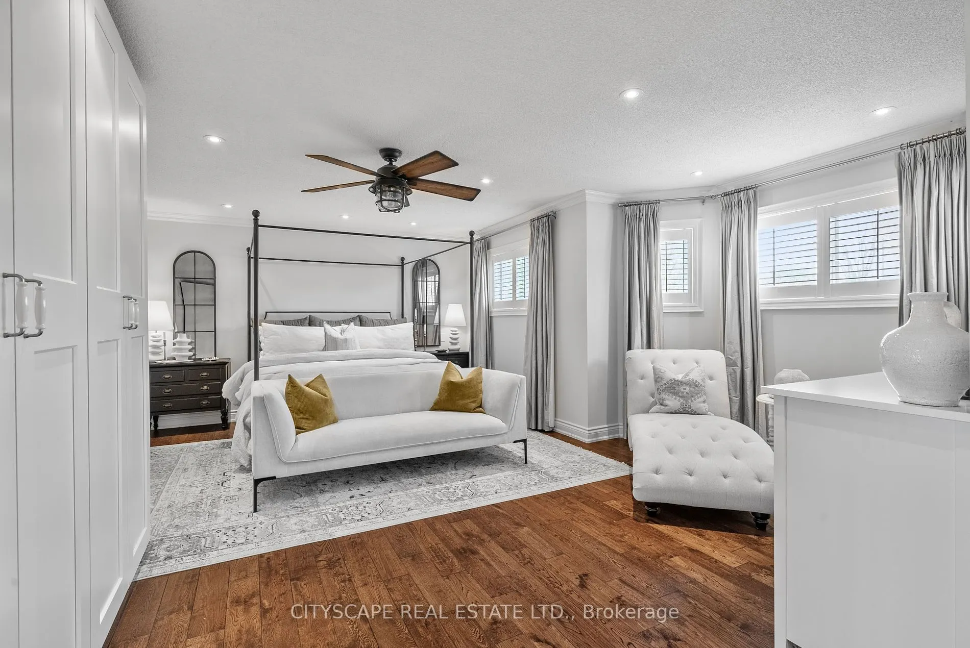 46 Gollop Cres