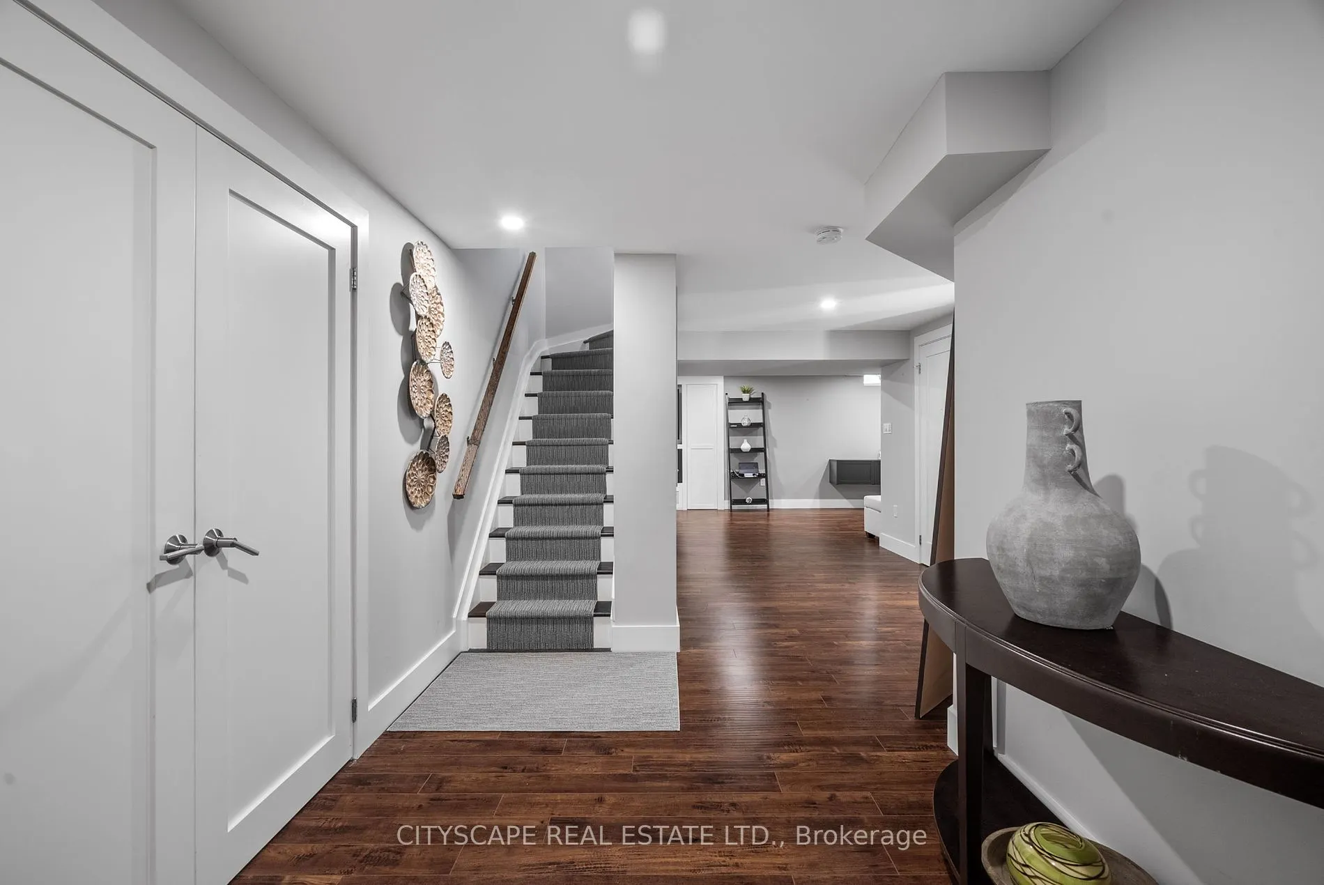 46 Gollop Cres