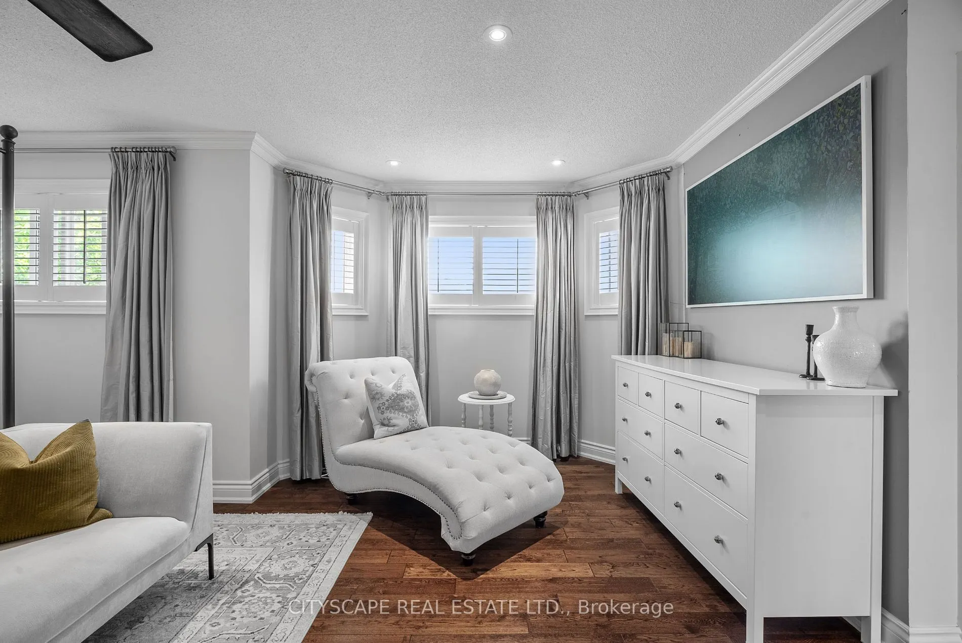 46 Gollop Cres