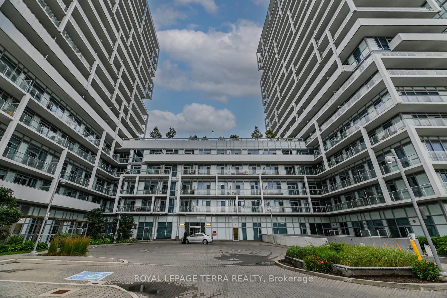 65 Speers Road, #310