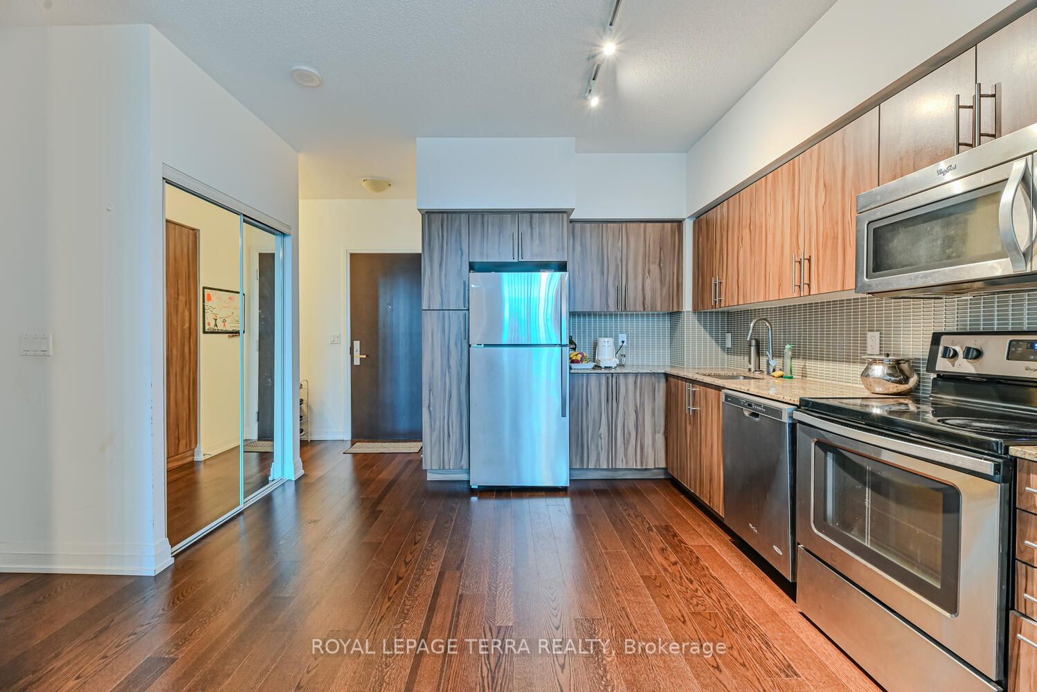65 Speers Road, #310