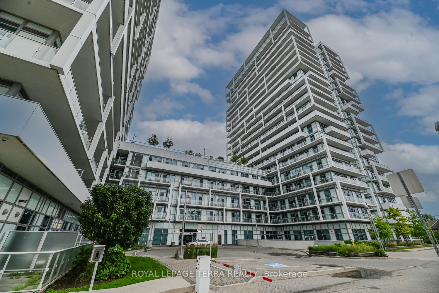 65 Speers Road, #310