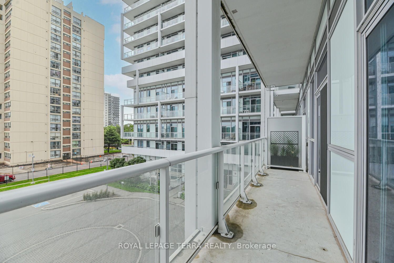 65 Speers Road, #310