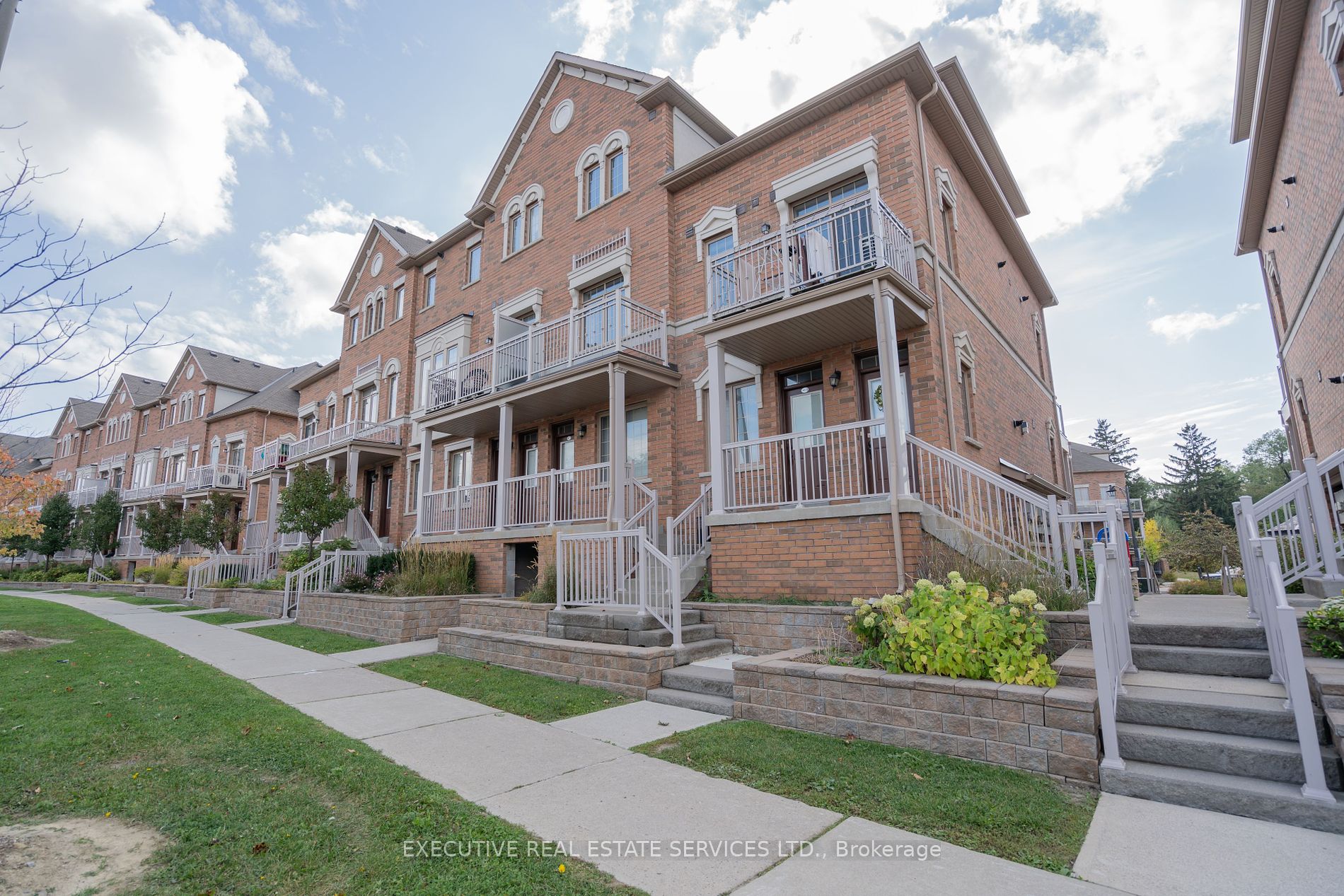 180 Howden Blvd, #10