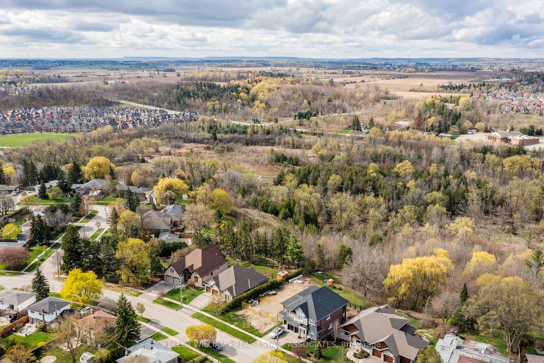 142 Rexway Dr